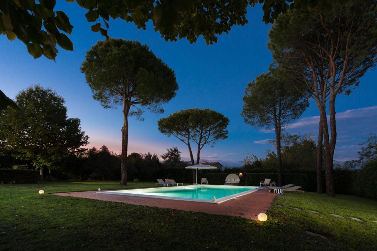 Villa Ines Charme Near Lucca Альтопашіо Екстер'єр фото